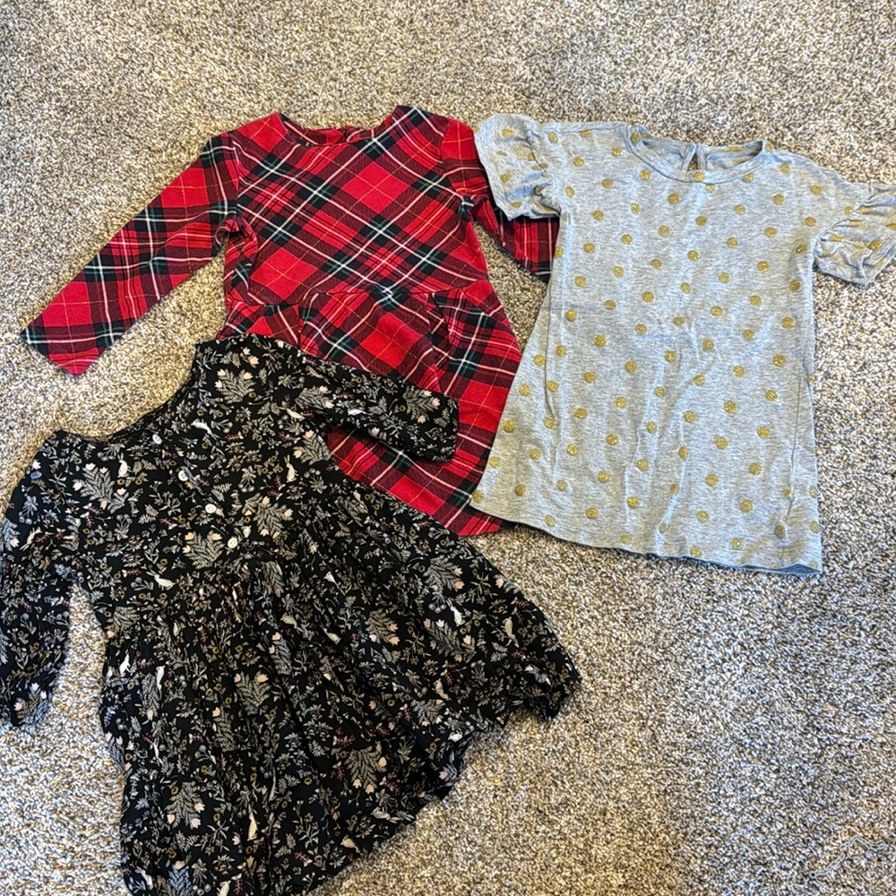 Girls dresses. 4t